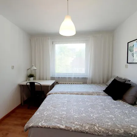 아파트 Apartament Blisko Plazy - Grunwaldzka 52 *