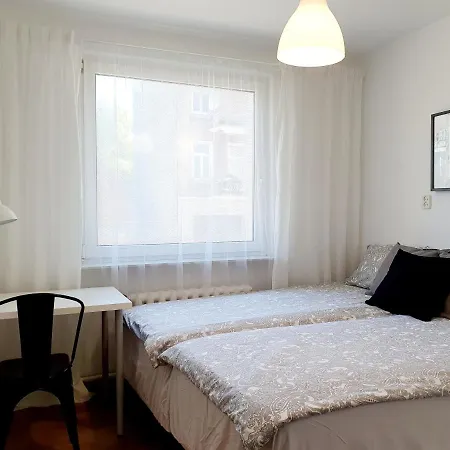 Apartament Blisko Plazy - Grunwaldzka 52 아파트 *